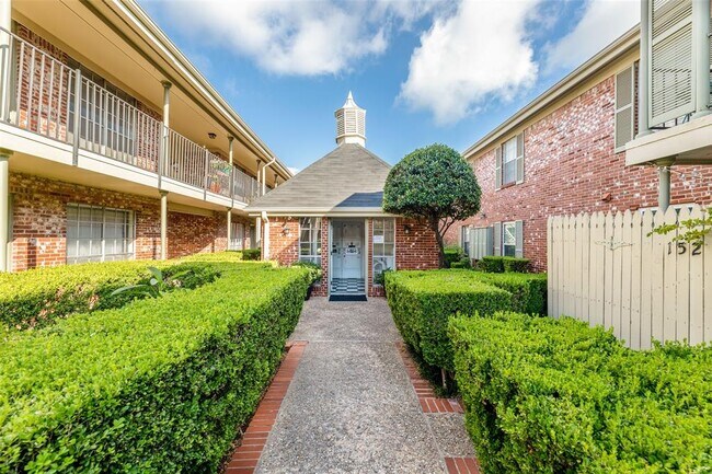 Building Photo - 7920 Rockwood Ln