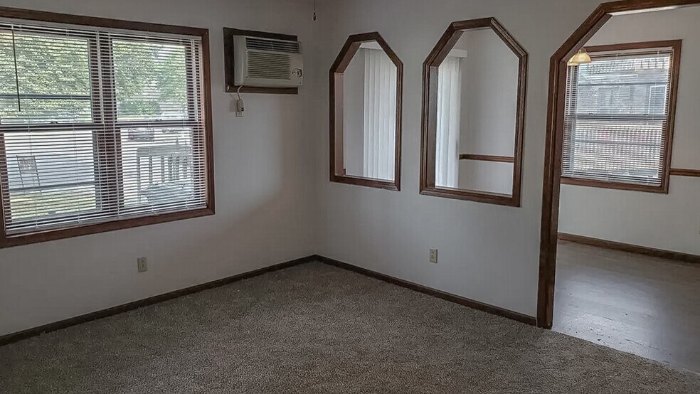 Building Photo - 651 Galena Ct