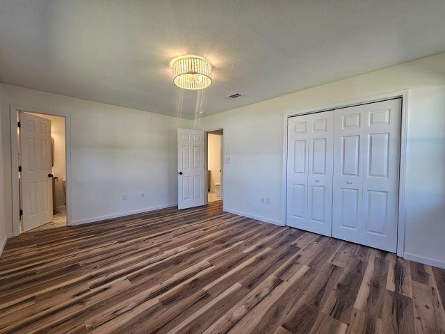 Building Photo - 600 Burgundy Ln