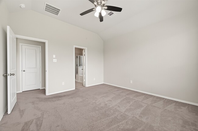 Building Photo - 20211 Rainflower Bay Ln