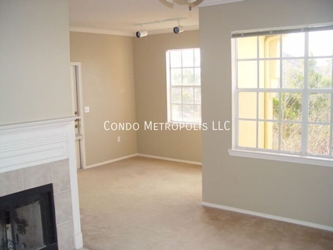 Building Photo - 2632 Robert Trent Jones Dr