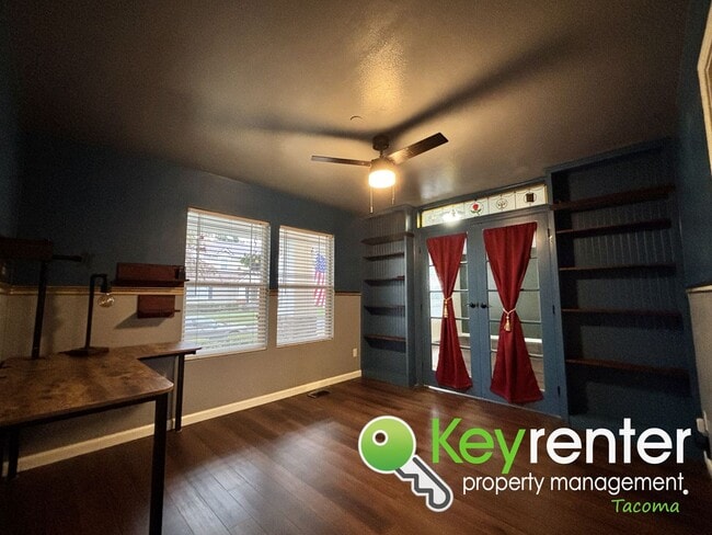 Building Photo - Spacious 4-Bedroom, 2.5 Bath Dupont Rental 5 Minutes from JBLM – Over 2,600 Sq Ft of Comfort