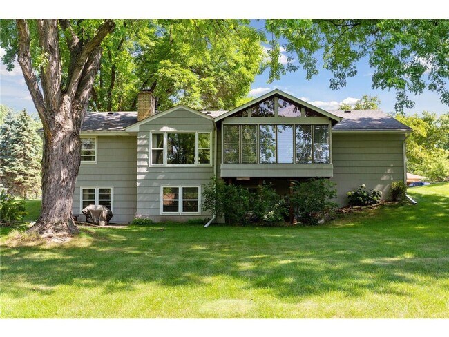 Building Photo - 5233 Danens Dr