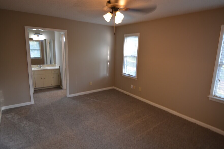 Building Photo - 2410 Basin Drive