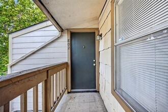 Building Photo - 6001 Reims Rd