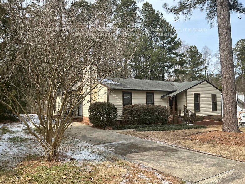 Building Photo - 3318 Courtland Dr