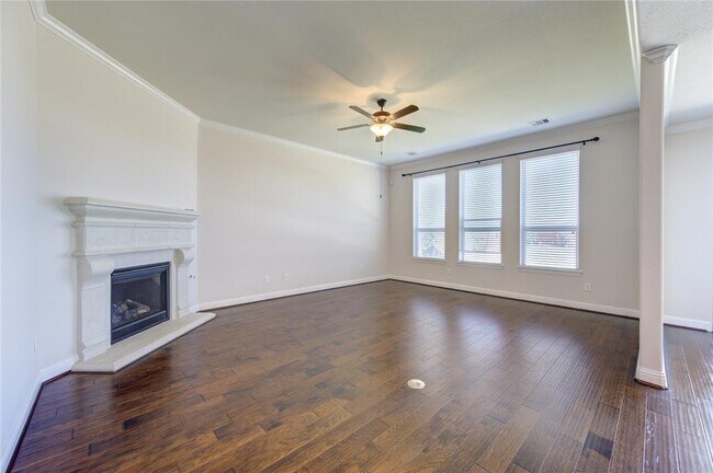 Building Photo - 6611 Hollow Bay Ct