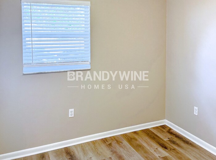 Building Photo - 3202 Needles Dr