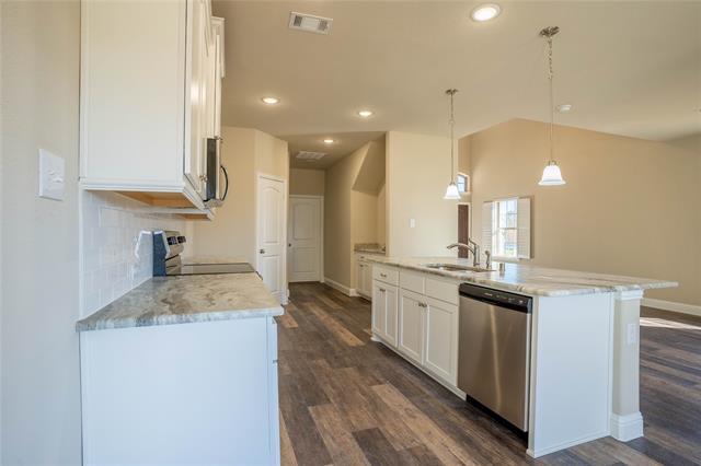 Building Photo - 6819 Topaz Dr