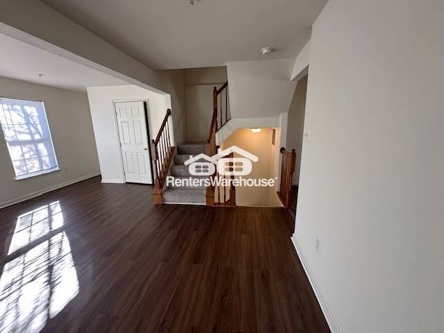 Building Photo - 7120 Fox Harbor Way