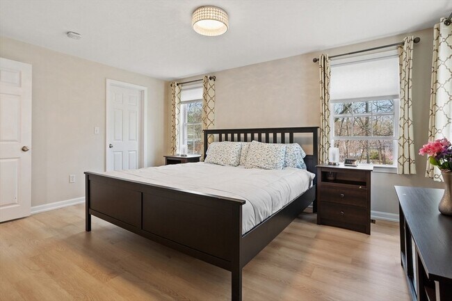 Building Photo - 24 Loring Avenue