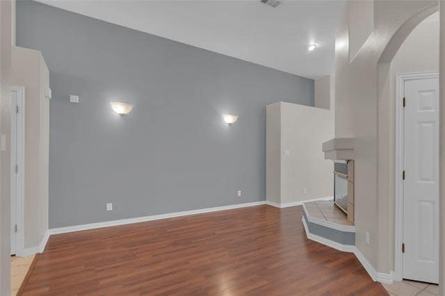 Building Photo - 5556 Flynn Ct