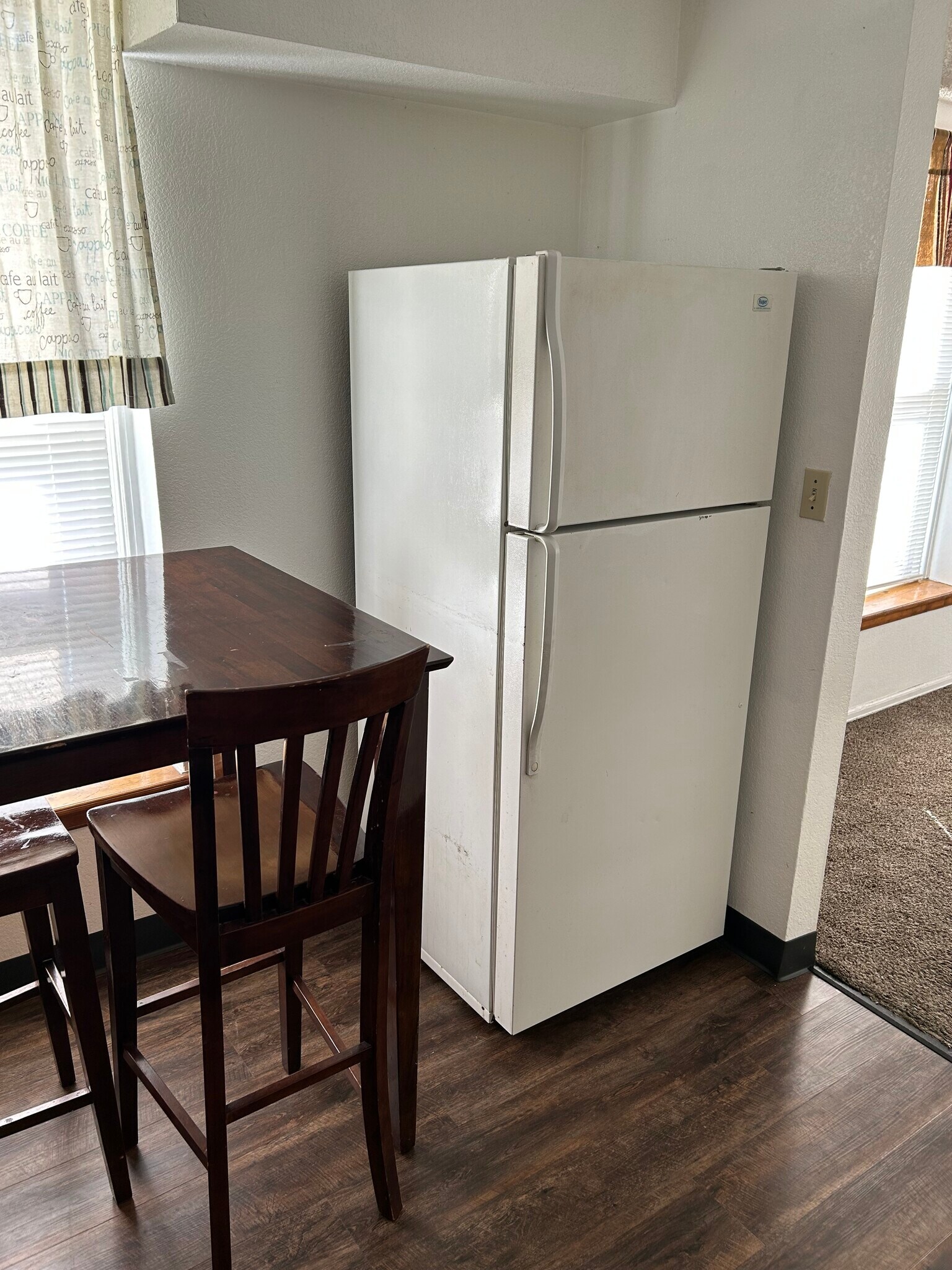 Building Photo - 301 W Abriendo Ave