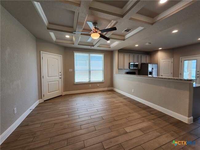 Building Photo - 2028 Rueben Rd