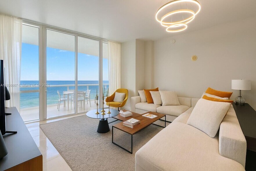 Primary Photo - 15901 Collins Ave