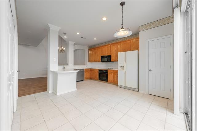 Building Photo - 511 Poplar Ln