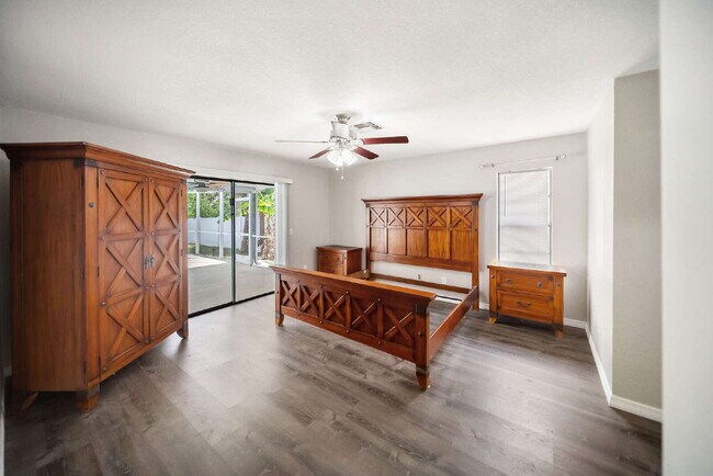 Building Photo - Heated Pool. Premium Upgrades. Fully Renov...