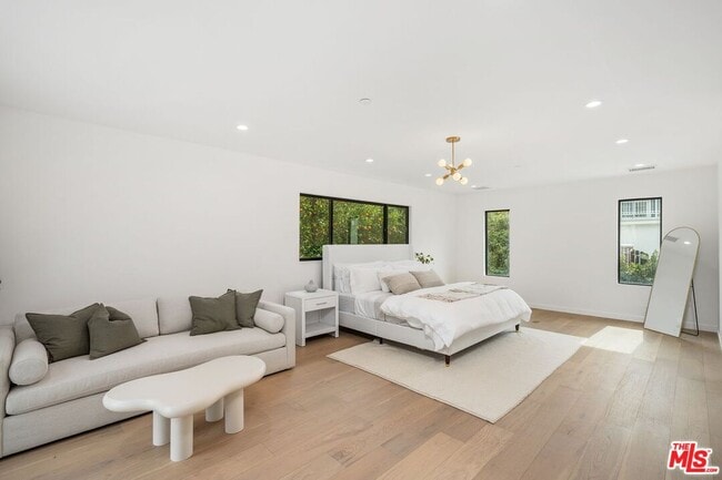 Building Photo - 4545 Balboa Ave