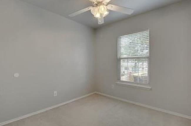 Building Photo - 13604 Coomes Dr