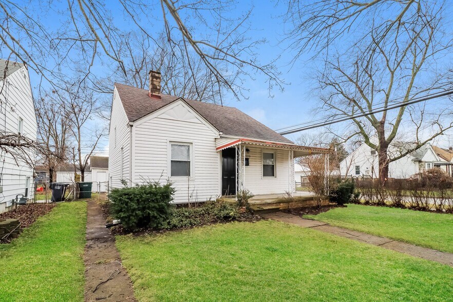 Building Photo - 1593 Leblanc St