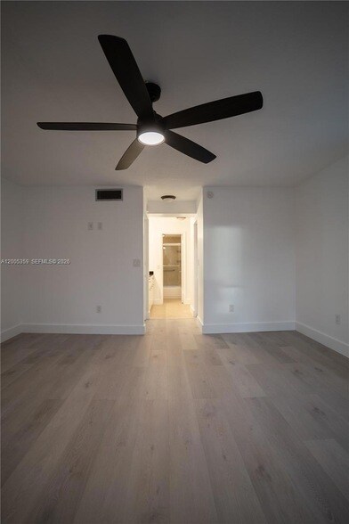 Building Photo - 6801 SW 147th Ave