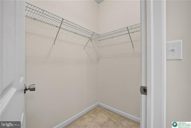 Building Photo - 5127 Dogwood Trail