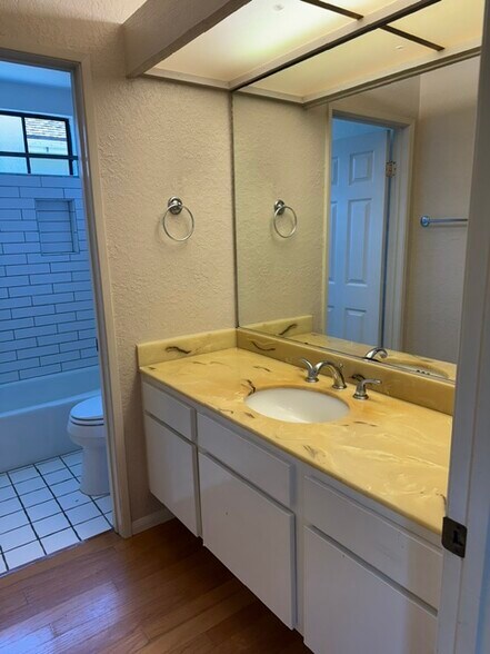 Building Photo - 7441 Trigo Ln