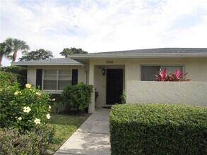 Building Photo - 7008 W Country Club Dr N