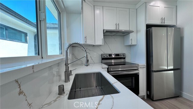 Building Photo - 2135 N Brighton St #102