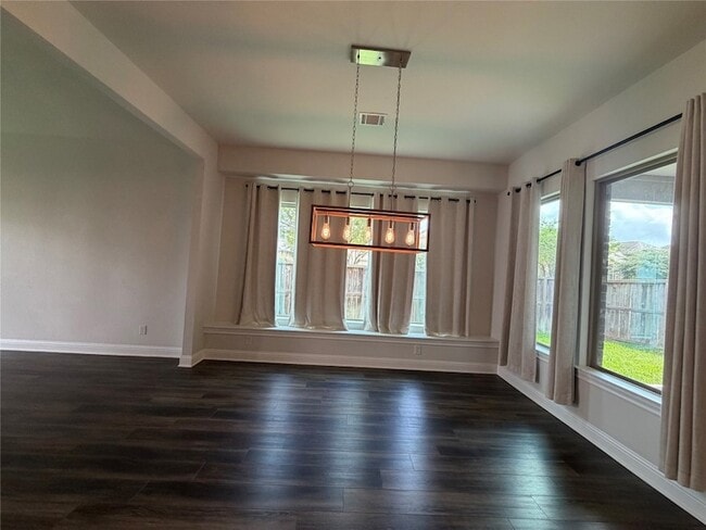 Building Photo - 10927 Perennial Mist Dr