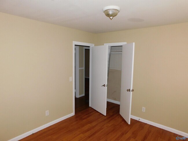 Building Photo - 3104 Cumbres Cir NW