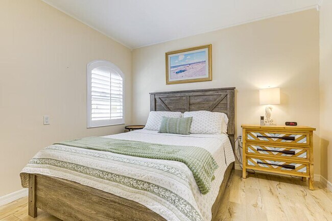 Building Photo - 1333 Nettles Blvd