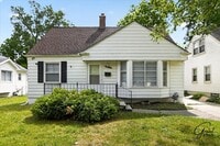 Building Photo - $1600 3 bedroom Redford bungalow