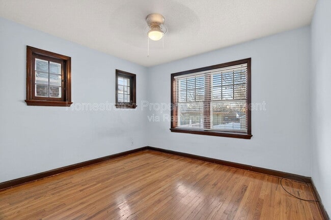 Building Photo - 3155 Hampton Ave