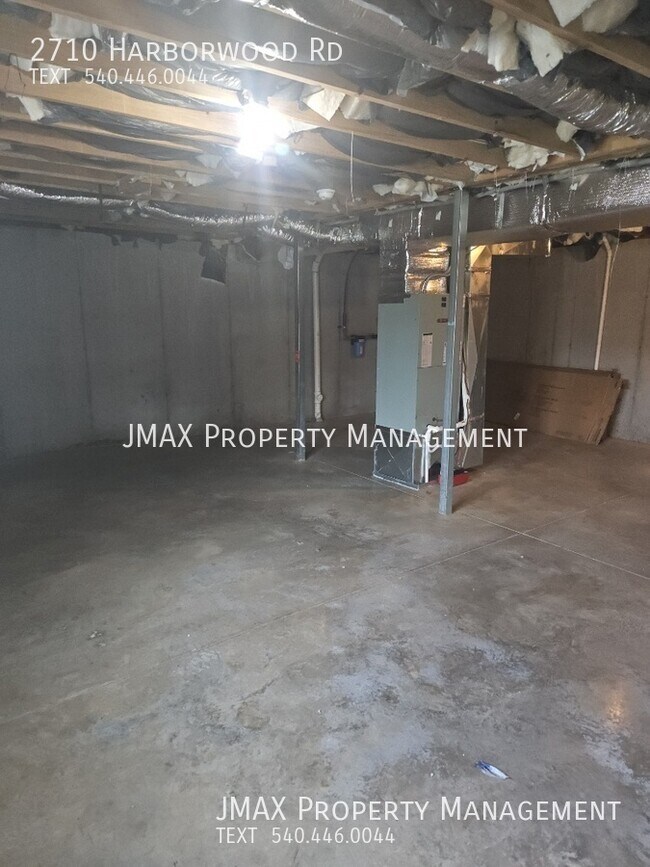 Building Photo - 2710 Harborwood Rd