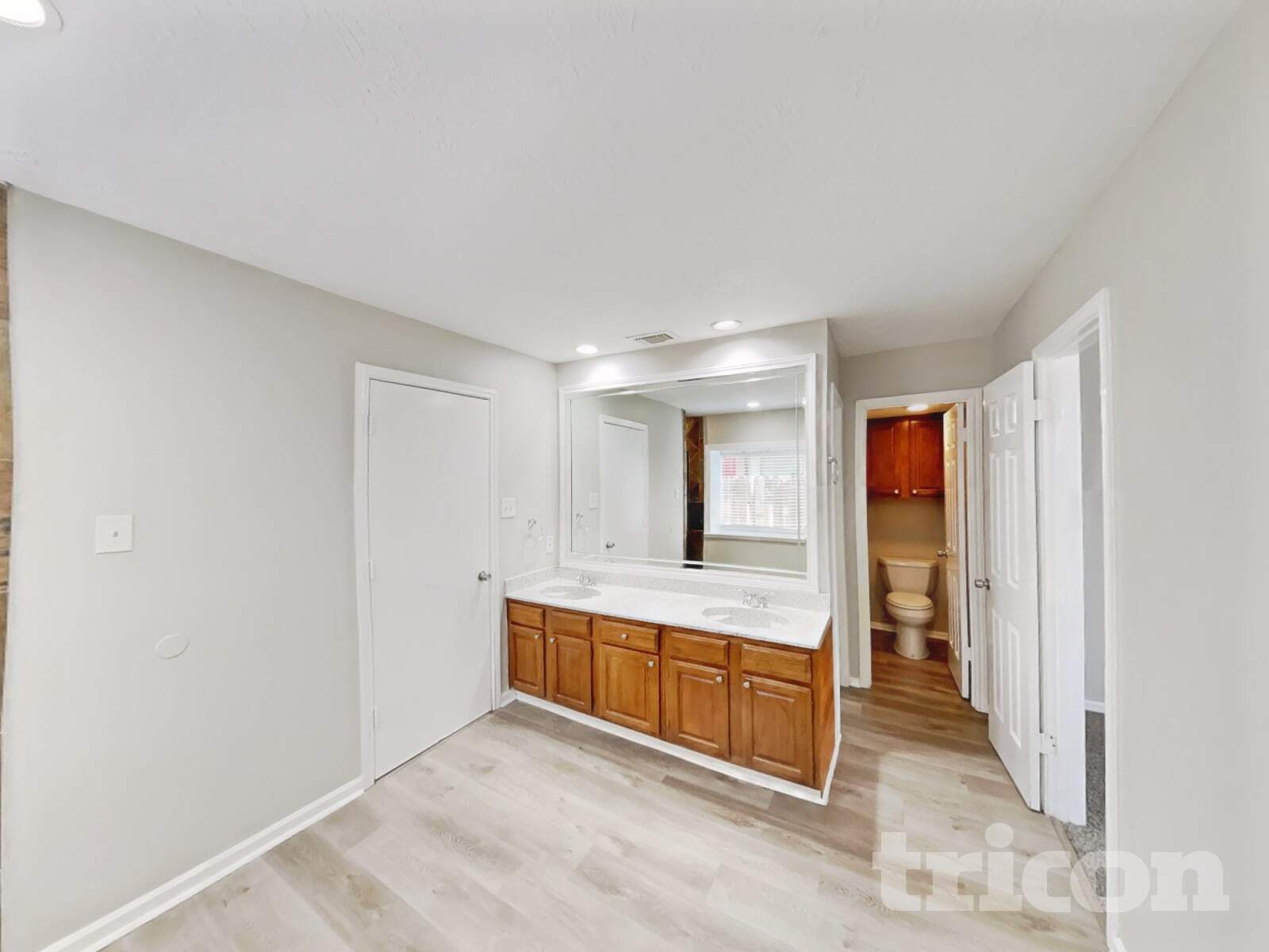 Building Photo - 3326 Doherty Pl