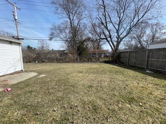 Building Photo - 830 Manchester Dr