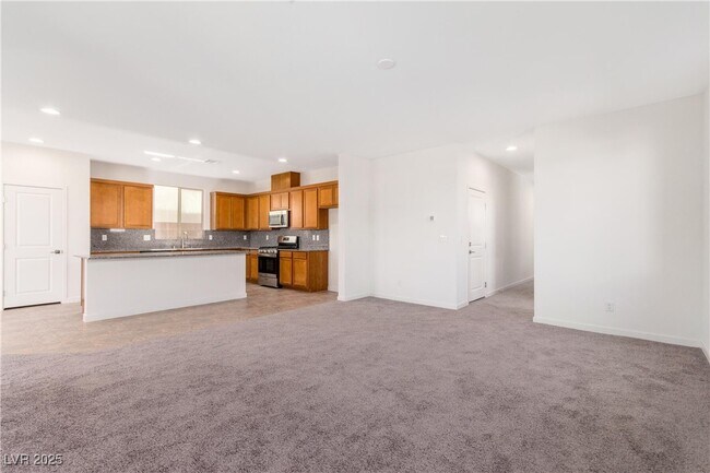 Building Photo - 9692 Jade Rise Ave