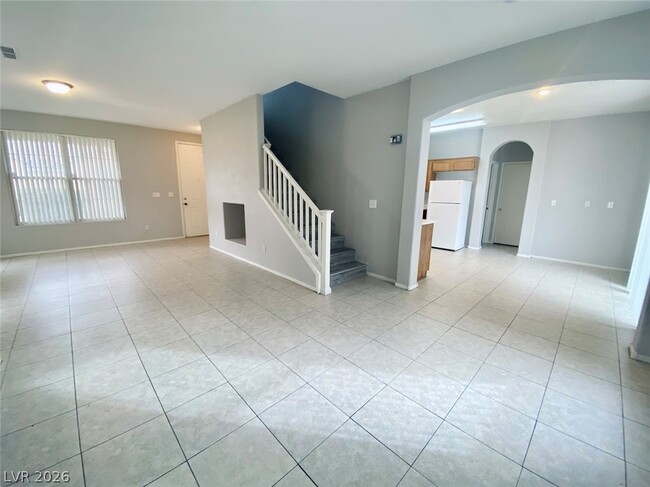 Building Photo - 2512 Birds Nest Cactus Ct