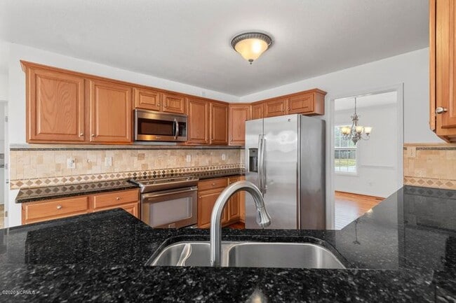 Building Photo - 147 Harvest Moon Dr