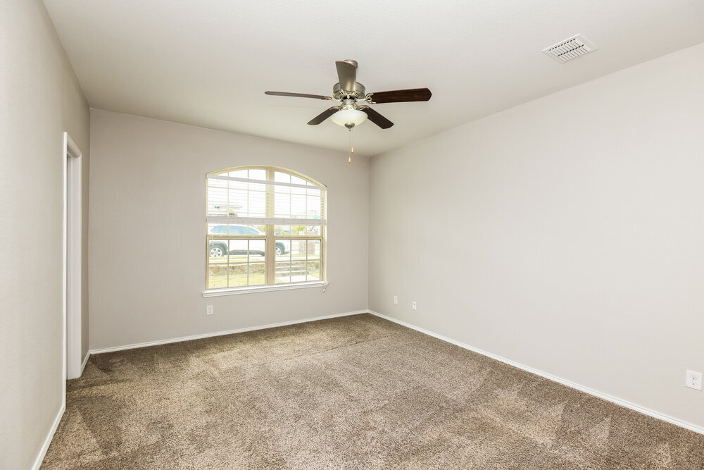 Building Photo - 5864 Fir Tree Ln