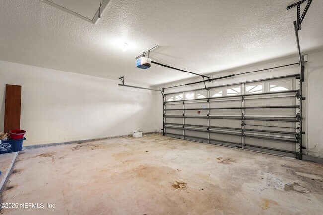 Building Photo - 5392 Heronview Ct