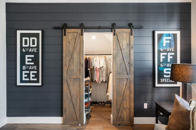 Building Photo - 1810 Quail Ct