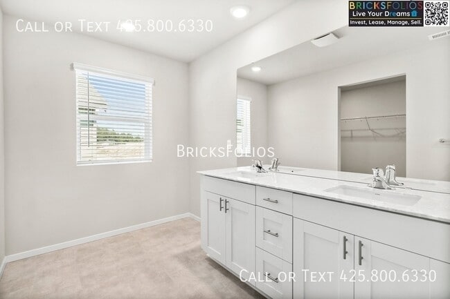 Building Photo - 1342 SW Pendleton Way