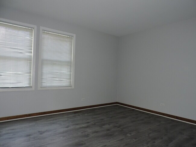 Building Photo - 1334 Gloucester Cir