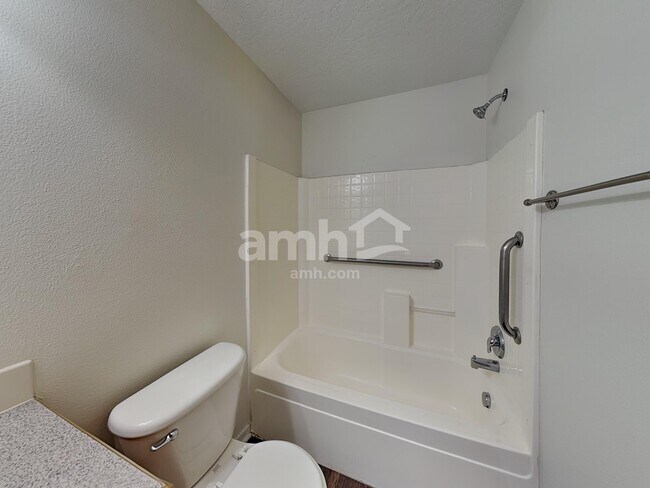 Building Photo - 9468 W Trestlewood Dr