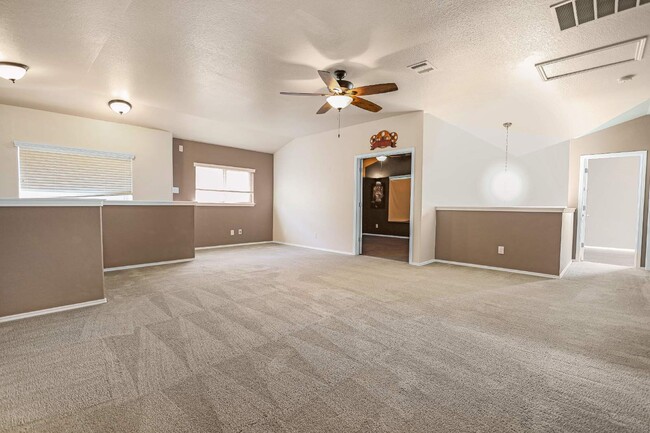 Building Photo - Welcome home to a  Spacious 4-Bed 2.5 bath...