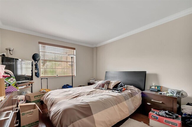 Building Photo - 14250 SW 62nd St