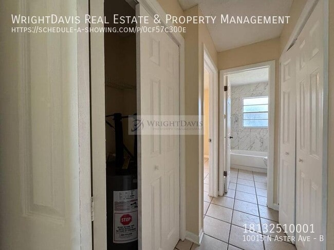 Building Photo - 10015 N Aster Ave