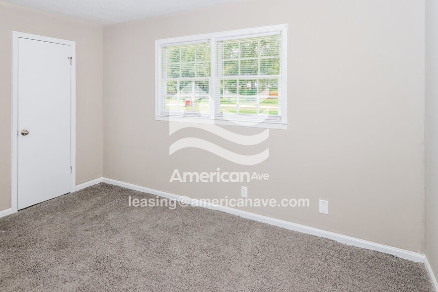 Building Photo - 5517 Janeru Cir